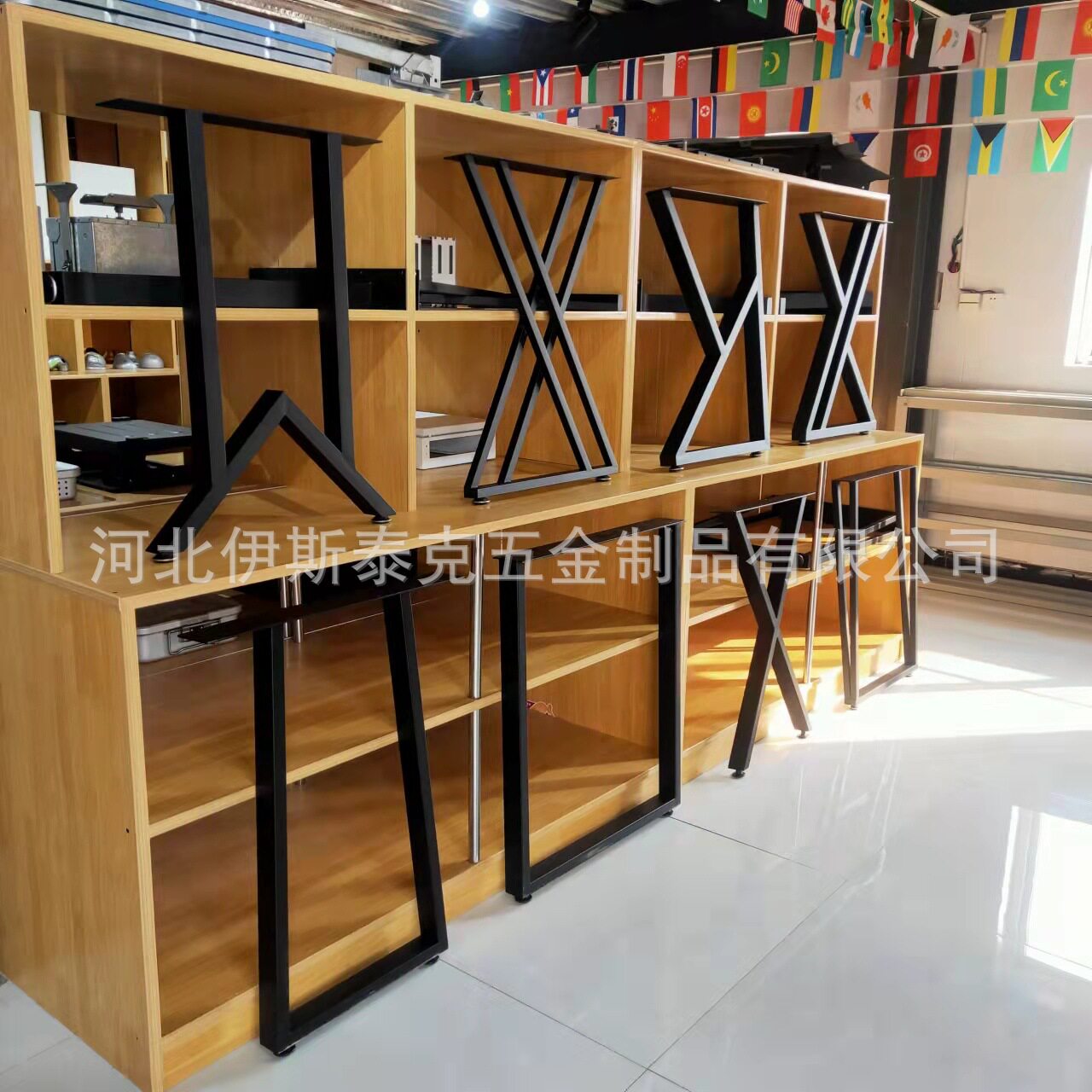批发轻奢铁艺桌腿支架书桌腿不锈钢桌腿沙发家居配件家具桌腿柜脚