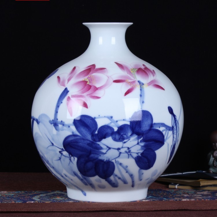 陶瓷花瓶摆件手绘荷花石榴赏瓶创意时尚家居插花摆设客厅装饰品