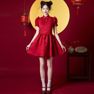 红色旗袍2025新款改良新中式夏季订婚礼服裙小个子短款敬酒服新娘