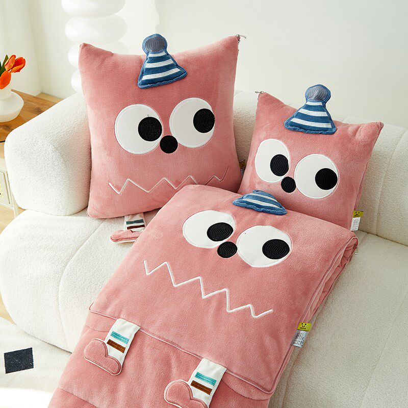 卡通抱枕被子两用加厚办公室折叠午睡枕头毯子二合一沙发汽车靠枕