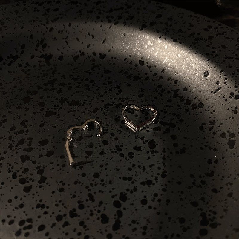 srrmhyn银色冷淡风耳环2024年新款潮耳饰耳钉女爱心耳扣,节庆用品/礼品,创意/设计玩具,淘宝优惠券,粉丝福利购,淘宝优惠卷