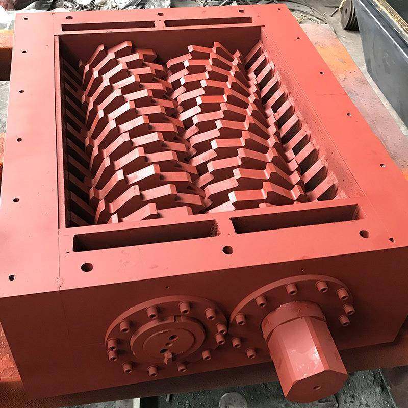 多功单TCC双轴撕成碎机机总箱生活垃圾金属机工业机配能件破碎