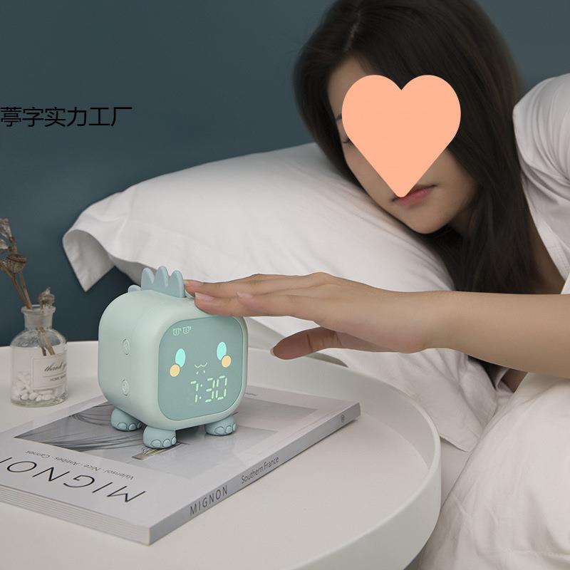 卡通静龙音趣味钟l闹eNFnJ4rExd电数字声控报充时儿童定时唤醒夜