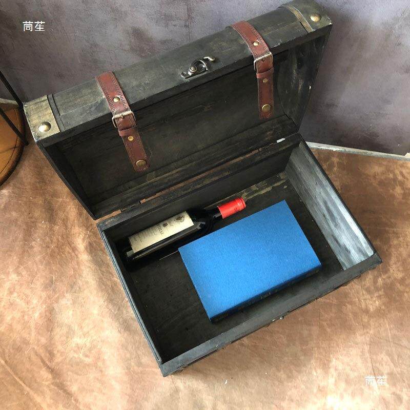 仿45CM复海盗宝箱古盗箱古木质带锁藏宝箱老式做旧箱子拍摄窗橱道