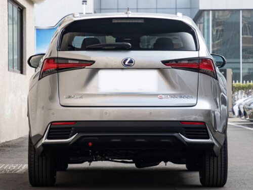适用于2017-2020款LEXUSNX200/300h后保险杠下固定架