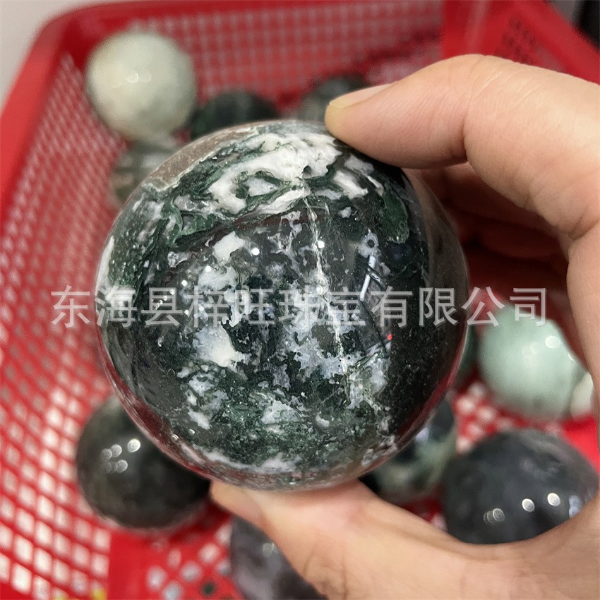 工厂批发水晶球绿水晶草玛瑙球送底座原石打磨家居装饰工艺品摆件