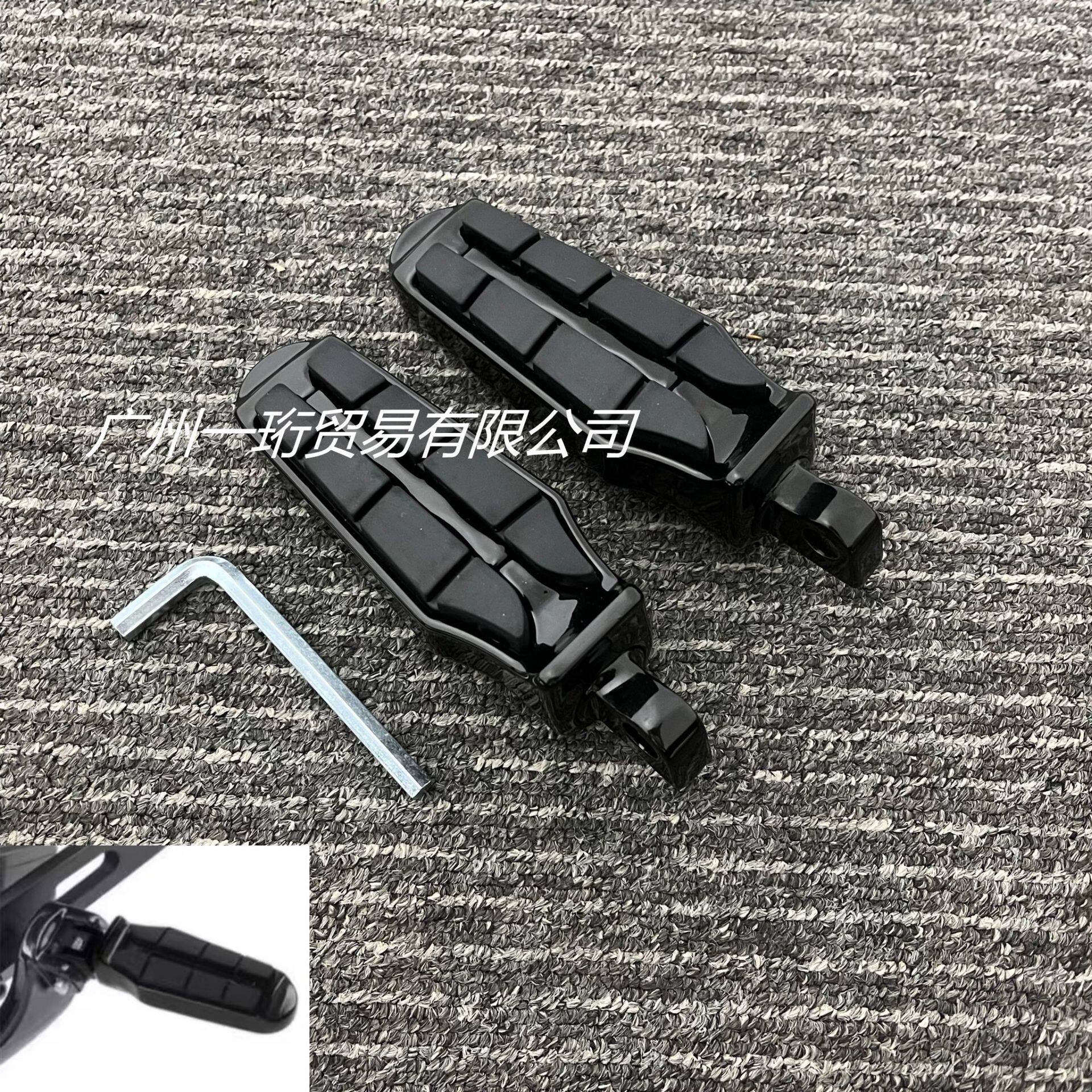 哈雷XL883/1200X4872继承者戴娜软尾肥仔路王改装前后脚踏板蹬