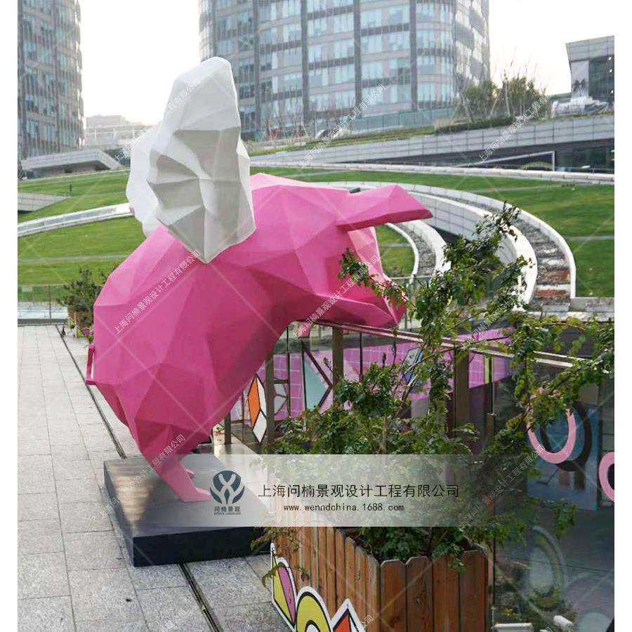 卡通猪雕塑玻璃钢生肖雕塑商场互动装置生肖巡展设计DP点道具制作
