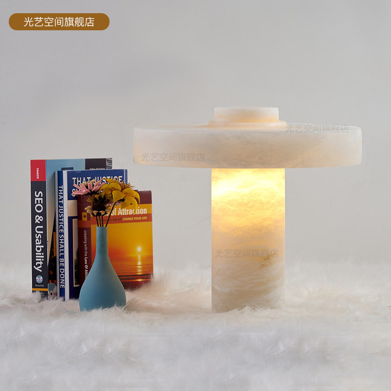 古镇工厂宅堡新款西班牙云石全铜台灯客厅卧室设计师样板房别墅