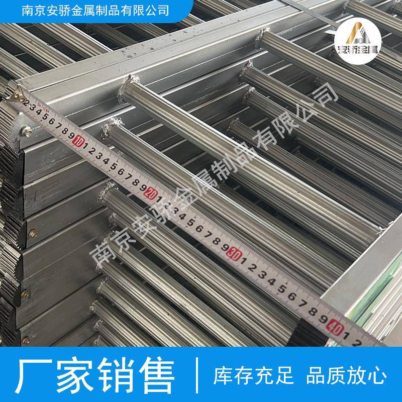 钢梯热镀锌钢直直梯6米5米一字梯4米3米爬脚手架梯配爬GNS件厂家