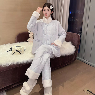 熊拾玖冬季睡衣女2025新款中式三层夹棉加绒加厚珊瑚绒外穿家居服