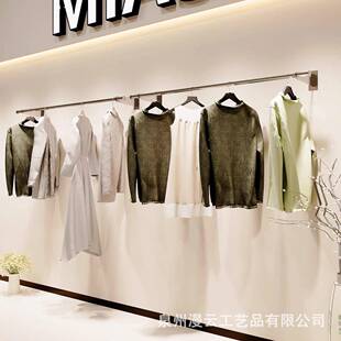 服装店悬挂式上墙壁挂展示架不锈钢拉丝侧挂架女装衣服货架陈列架