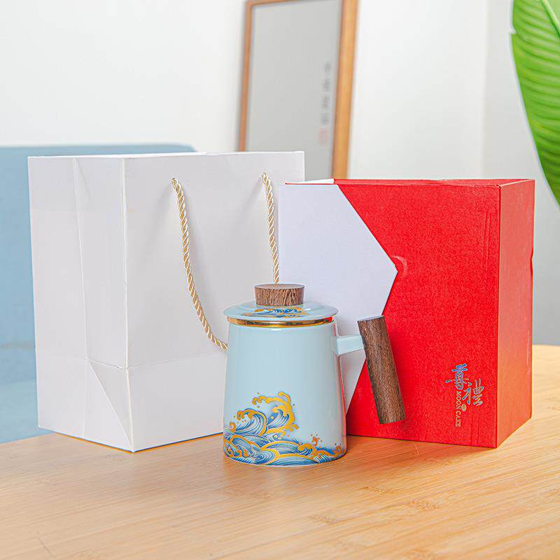 陶瓷茶杯办公室家用茶水分离杯子带盖过滤泡茶杯大容量木柄马克杯