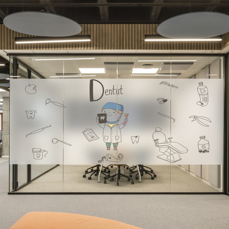 口腔医院牙科门诊所静电磨砂玻璃贴膜透光不透明牙齿广告装饰定制