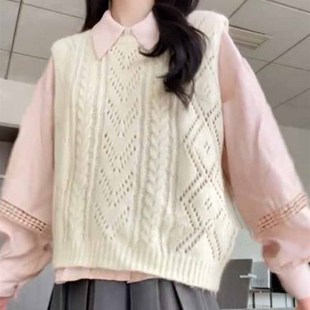 奶系穿搭秋天套装女款小个子镂空马甲针织背心叠穿衬衫流行两件套