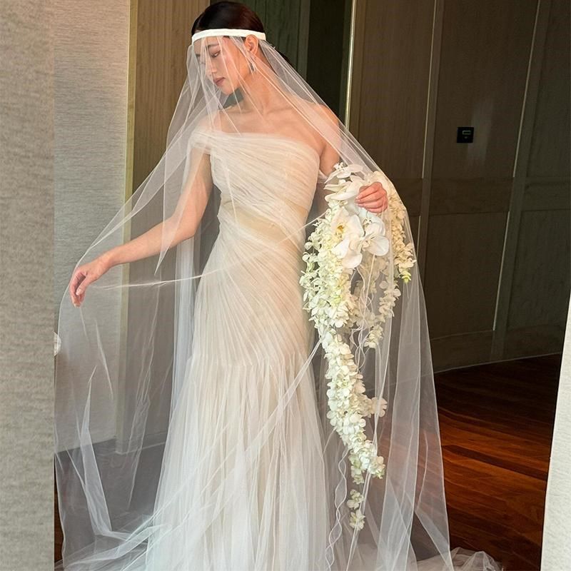 宴会晚礼服裙女2024新款高级感轻奢小众高端婚纱法式简约主持人