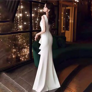 白色晚礼服显瘦鱼尾长款敬酒服小众高端名媛气质宴会主持人连衣裙