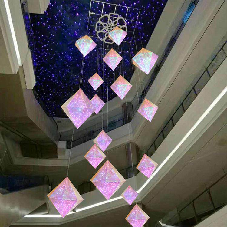 户外树木夜景亮化气氛布置发光挂件幻彩钻石挂饰服装店橱窗道具