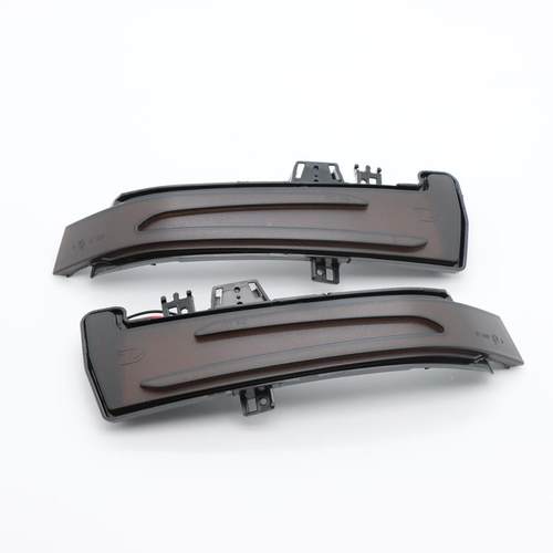 适用于奔驰WW2212W212W0417W246X156DZLGDW206后视镜流水转向信号