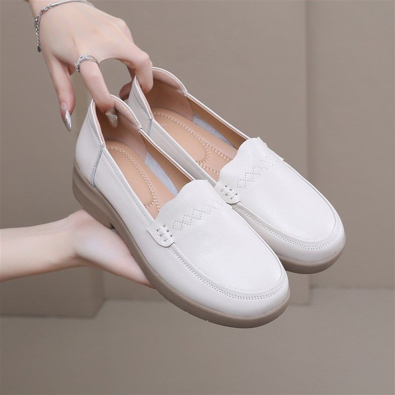 妈妈鞋真皮软底春秋新款大码防滑牛筋底平底舒适超软中老年单鞋女,女鞋,乐福鞋（豆豆鞋）,淘宝优惠券,粉丝福利购,淘宝优惠卷