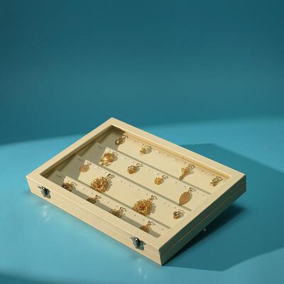 皮质首饰盒耳饰吊坠饰品收纳具KDD珠宝道首饰展示盒带玻璃盒盖首