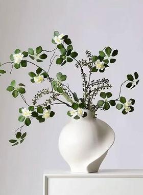 现OYU代术色工花艺瓶白摆件样板手房别墅玄关酒店简约家居饰品软