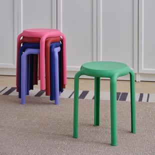 料凳子简约现代家用放加厚可叠高板凳商用塑餐高80118级感餐凳备