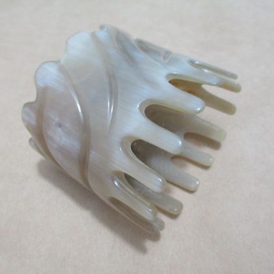 精品牛角经络梳按摩梳子头部头疗专用头皮按摩器洗头梳家用静电宽