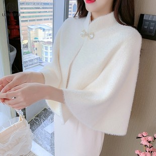 冬季年轻款改良版白色配旗袍的披肩外搭斗篷秋款2021年新款开衫女