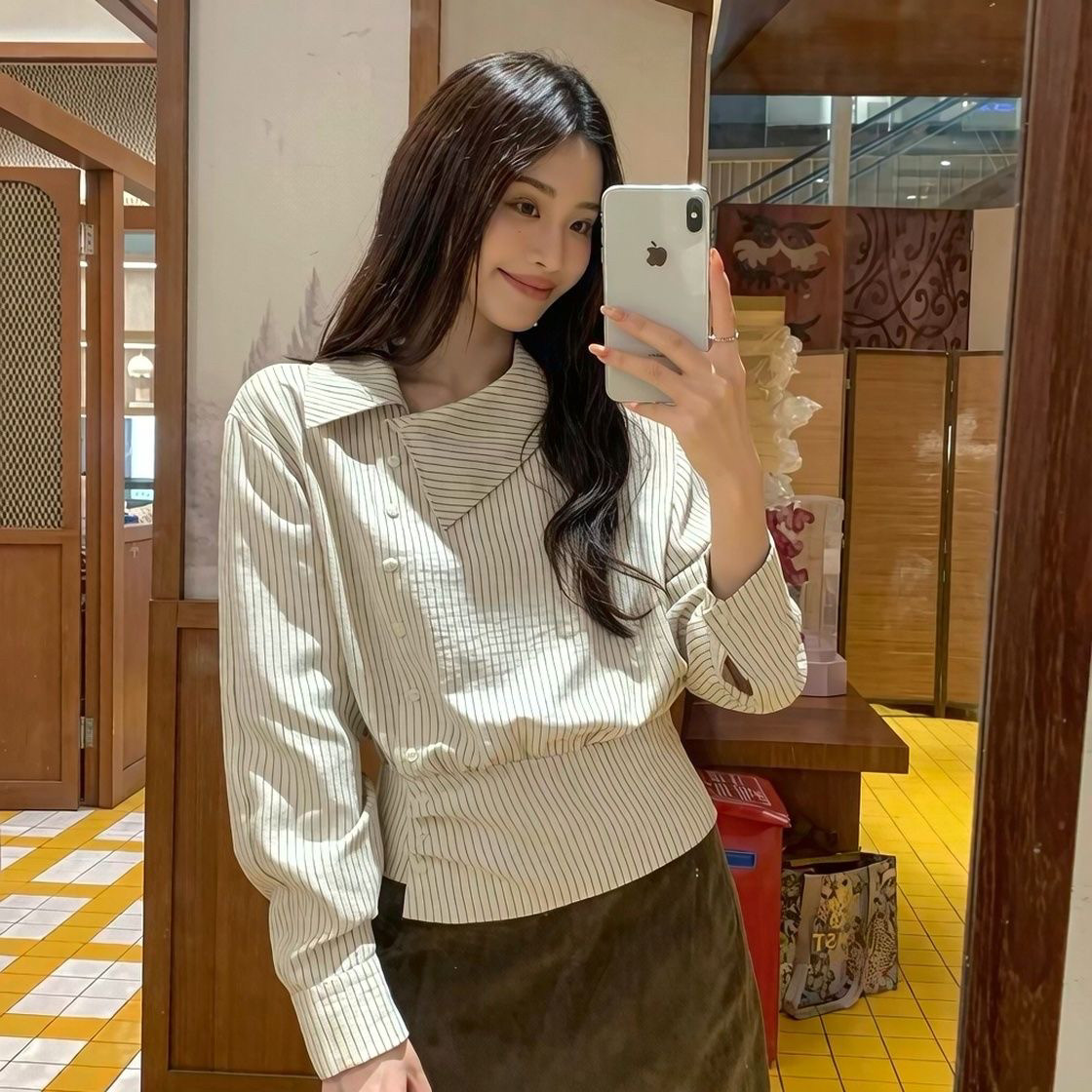 米杏色条纹斜领衬衫女秋小众设计感衬衣通勤休闲上衣