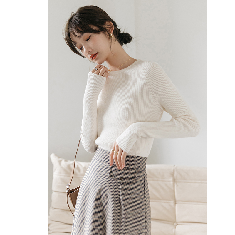 短款毛衣女2021秋冬新款圆领套头长袖修身内搭薄款打底针织衫上衣