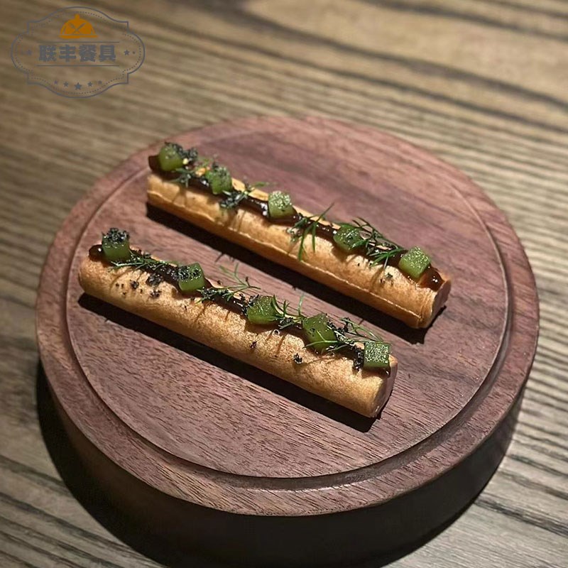 餐厅复古位上法餐圆形相思木甜品盘西餐分子料理特色糕点心托盘碟