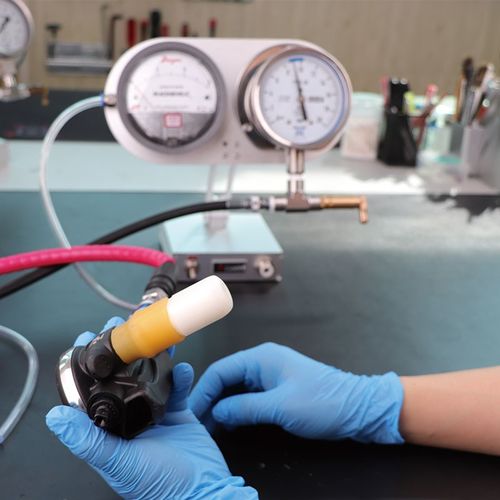 自动吸气电子平台潜水呼吸调节器阻抗中压力测试维护保养修理校调