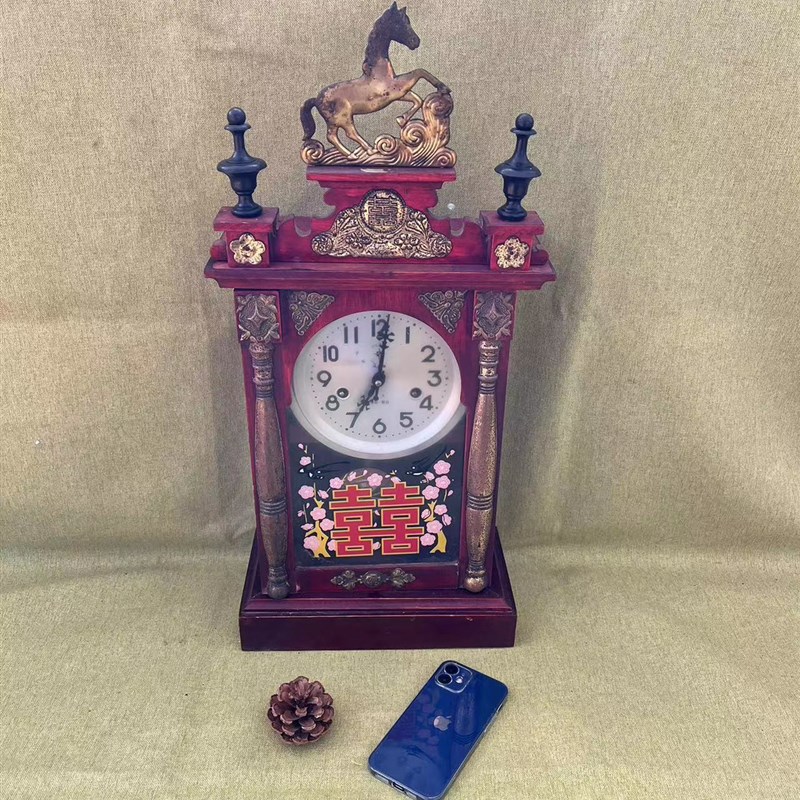 怀旧老物件老式挂钟老式机械钟表摆件上弦钟表民宿农家乐复古装饰