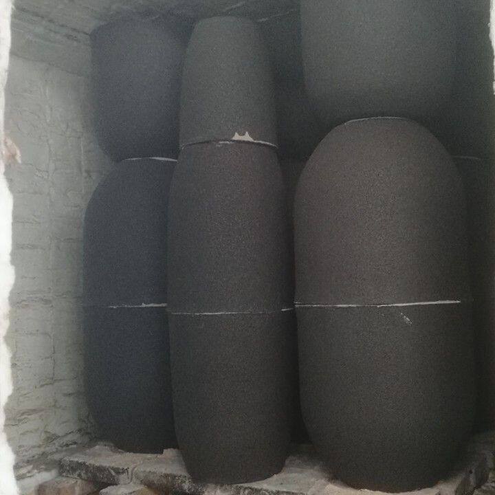 碳化硅石墨坩埚黏土石墨坩埚熔炼金银铜铝导热快寿命长