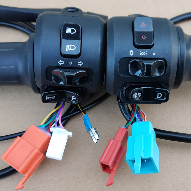 新大洲电动车原厂配件电瓶左右转把手倒车油门组合开关总成PD