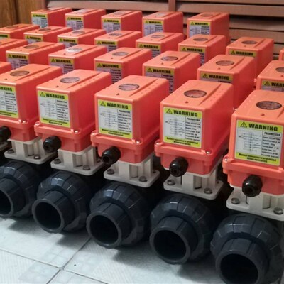 PVC防腐蚀电动塑料球阀球耐腐蚀酸碱排污电动阀DN25 32 40 50 65