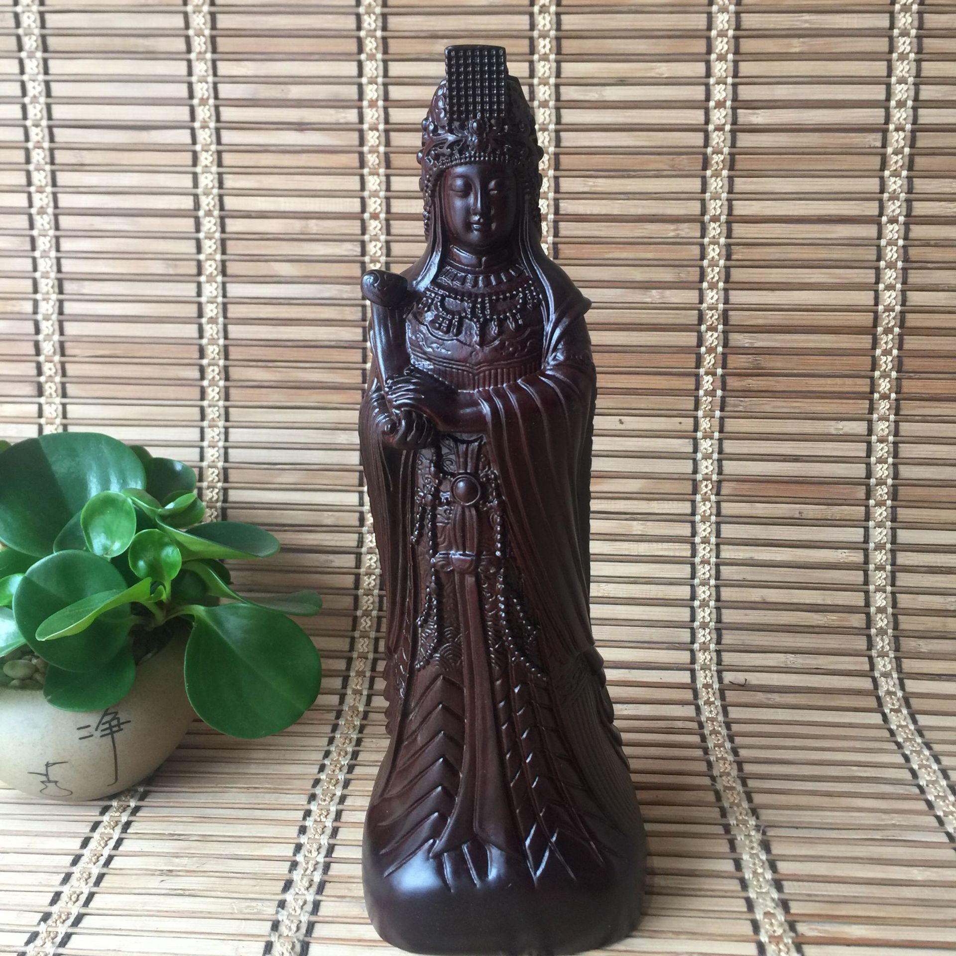 黑檀海木雕海上妈祖神像摆件实木家居客厅天后摆饰庙宇木质工艺品