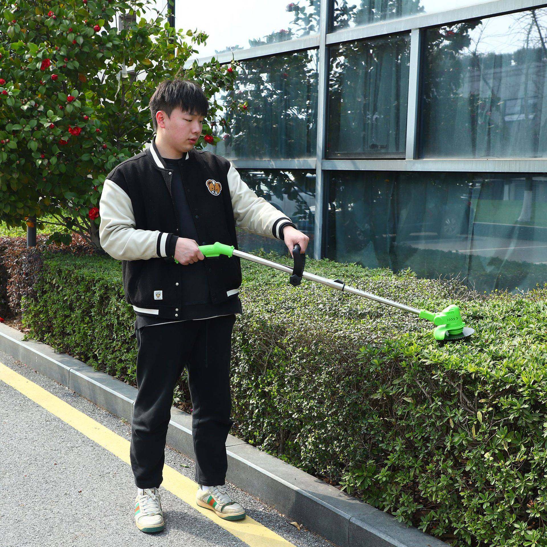 锂电打草机电动割草机家用小型除草机多功能手持充电式割草机厂家,玩具/童车/益智/积木/模型,垂直悬浮玩具,淘宝优惠券,粉丝福利购,淘宝优惠卷