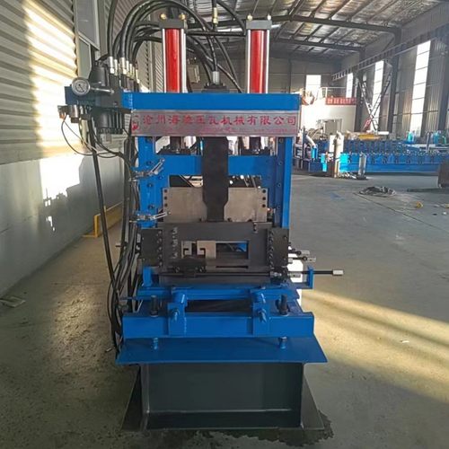 沧州海驰机械 c型钢檩条机设备 可调节z型钢压瓦机 电脑换型