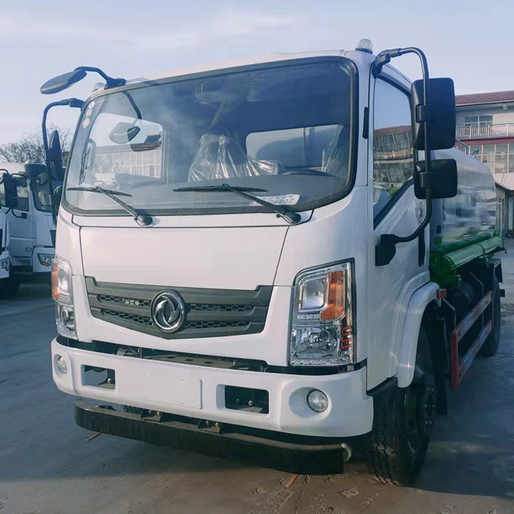 中拓八方工地路面洒水洗地车