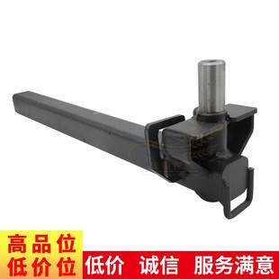 久保田688收割机配件306 实心左右通用 307导向轮支架履带张紧臂