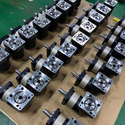 精密行星减速6机0/851/15直角星减速QNU电机微型行斜齿轮减速箱机