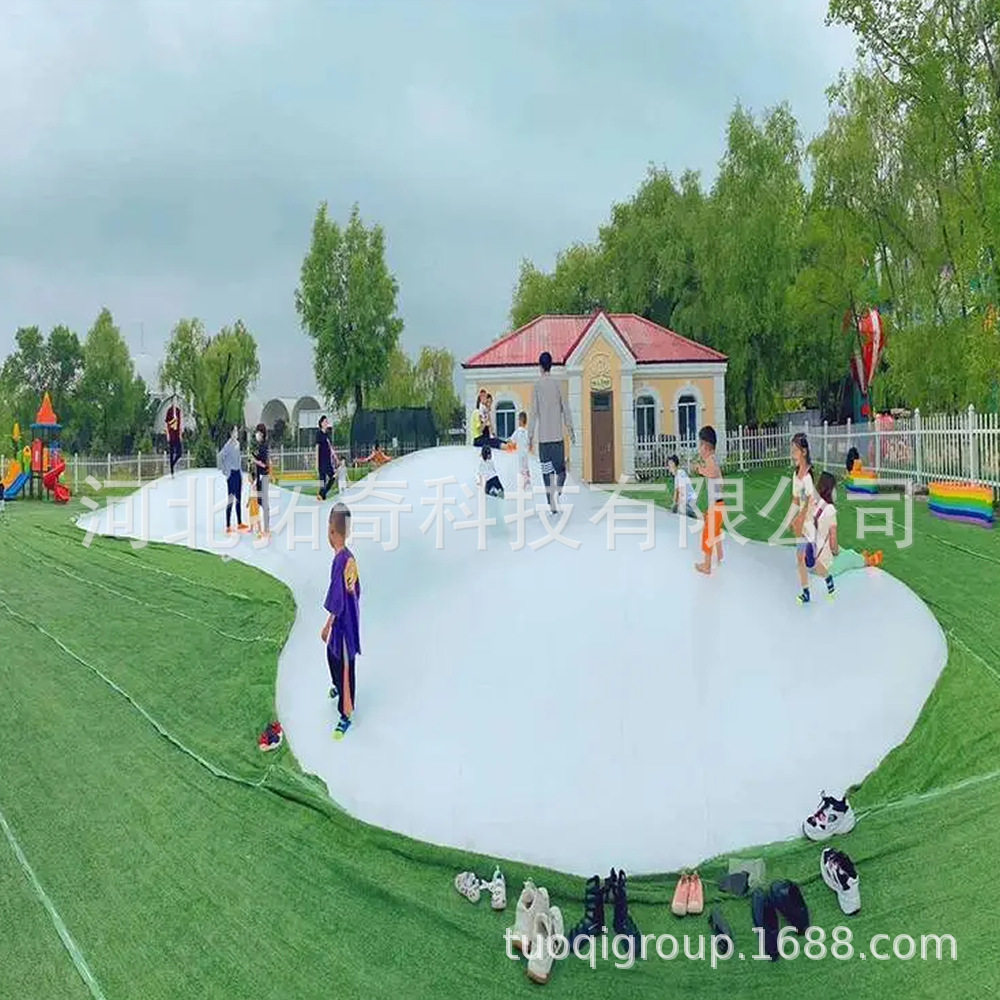 景区户外充气蹦蹦云游乐器材室外商场彩虹跳跳云儿童娱乐设施