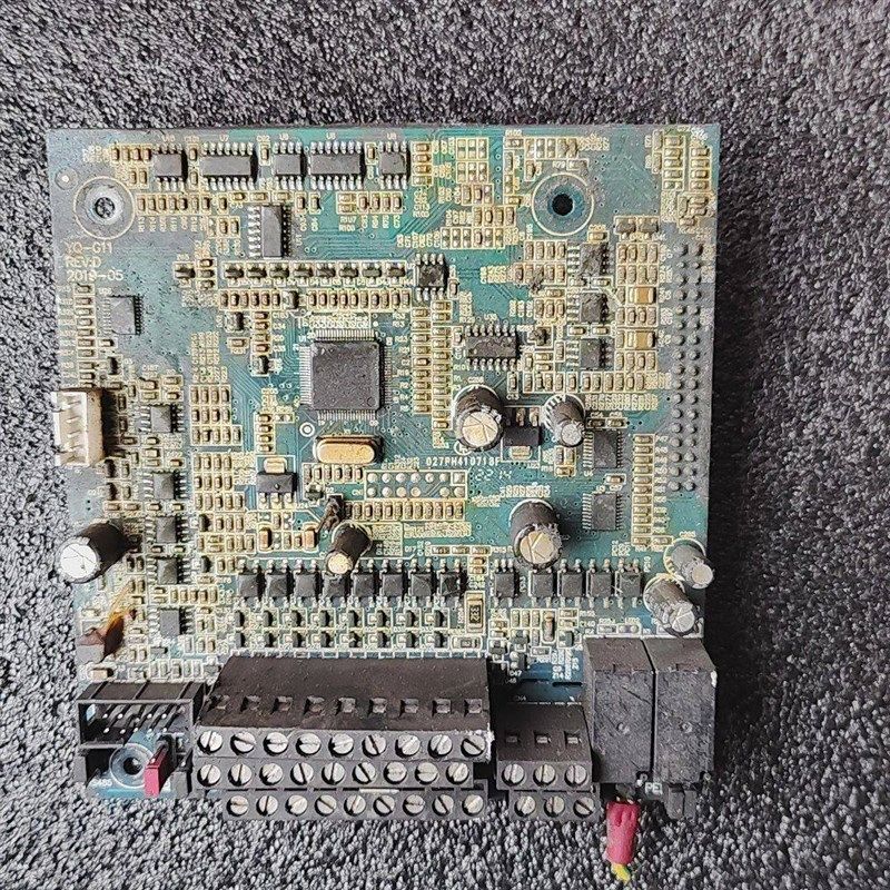 XO-G11主板实物拍摄成色如图。型号清晰可见功能完好