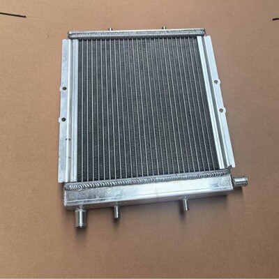 8890590880   路特斯   LOTUS  EMIRA  RADIATOR  路特斯小水箱