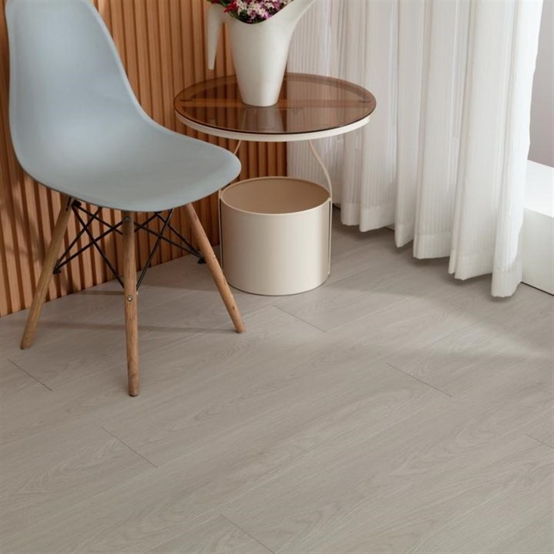 mm多层实木复合木地板家用卧室环保防水耐磨地暖原木色灰色地板