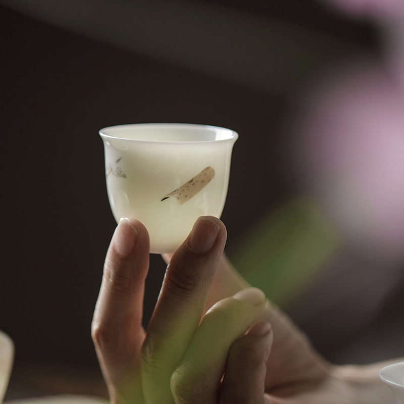 甜白纯手工薄胎主人杯手绘白瓷小茶杯品茗杯功夫茶具猪油白喝茶杯