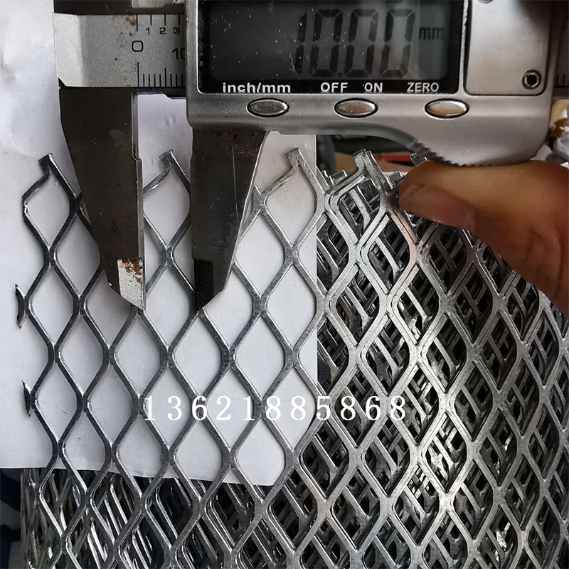 镀锌压平钢板网菱形网拉伸网扩张网铁板网10*20mm小孔铁丝网