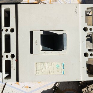 断路器型号DZ20J-630/3300具体型号看图片都是